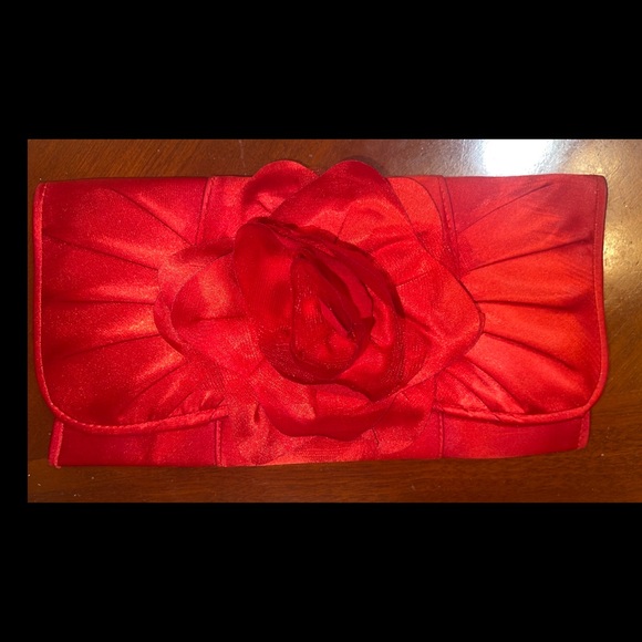 Women’s clutch purse❤️‍🔥 - Picture 3 of 3